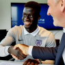 Newcastle sikrer sig Yoane Wissa i rekordhandel